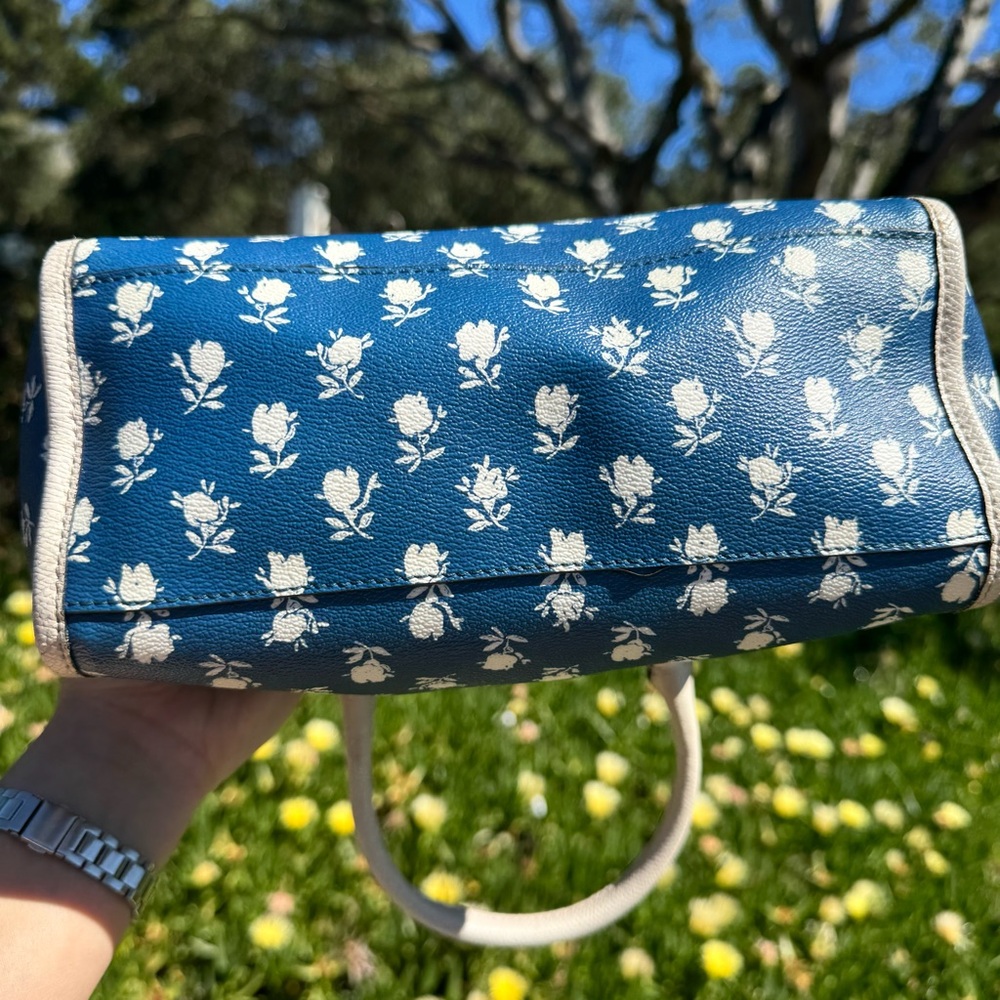 Coach Blue Floral Small Sierra Satchel F37237 + Clip - Picture 4 of 7